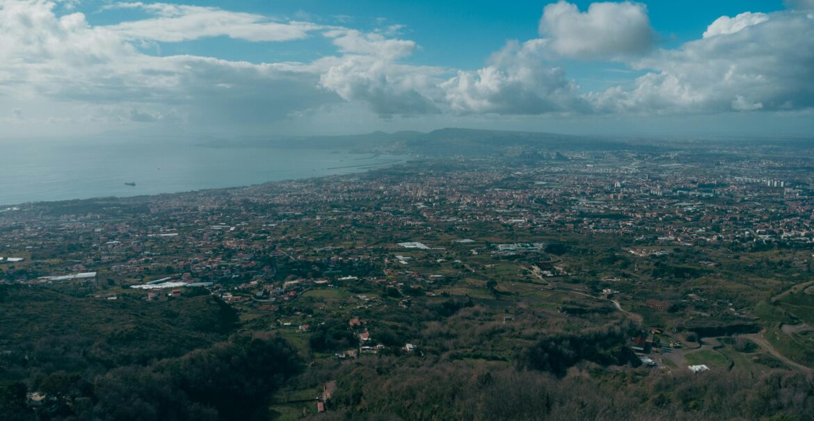 Zdjęcie do artykułu: Fotografia lotnicza dronem – jak robić spektakularne ujęcia krajobrazu